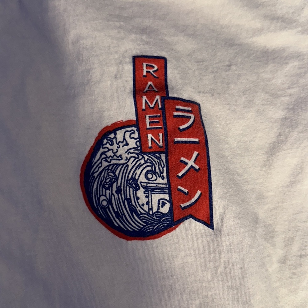 Graphic tee - Picture 3 of 4